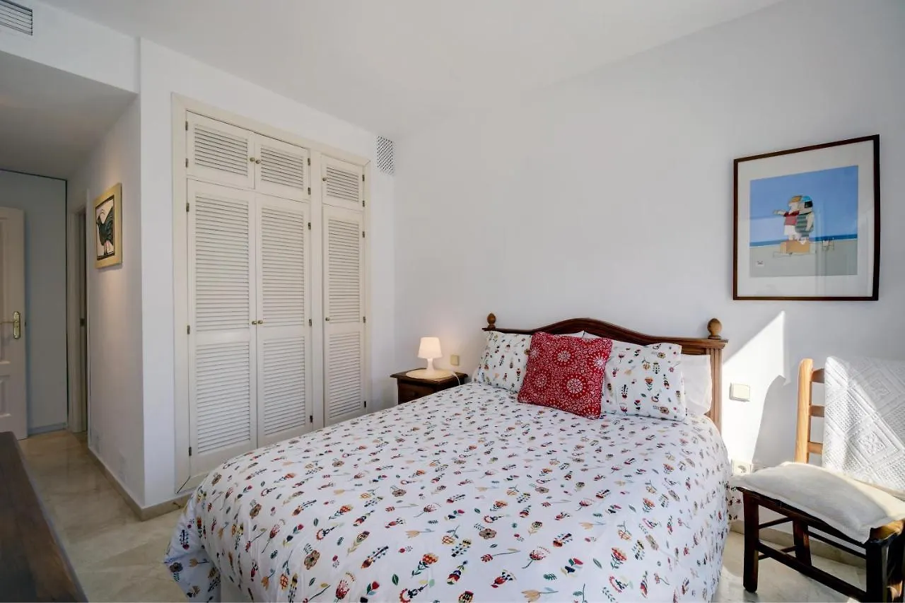 Apartment Exceptional Beachfront Complex With Pool In Costalita, Estepona Spain
