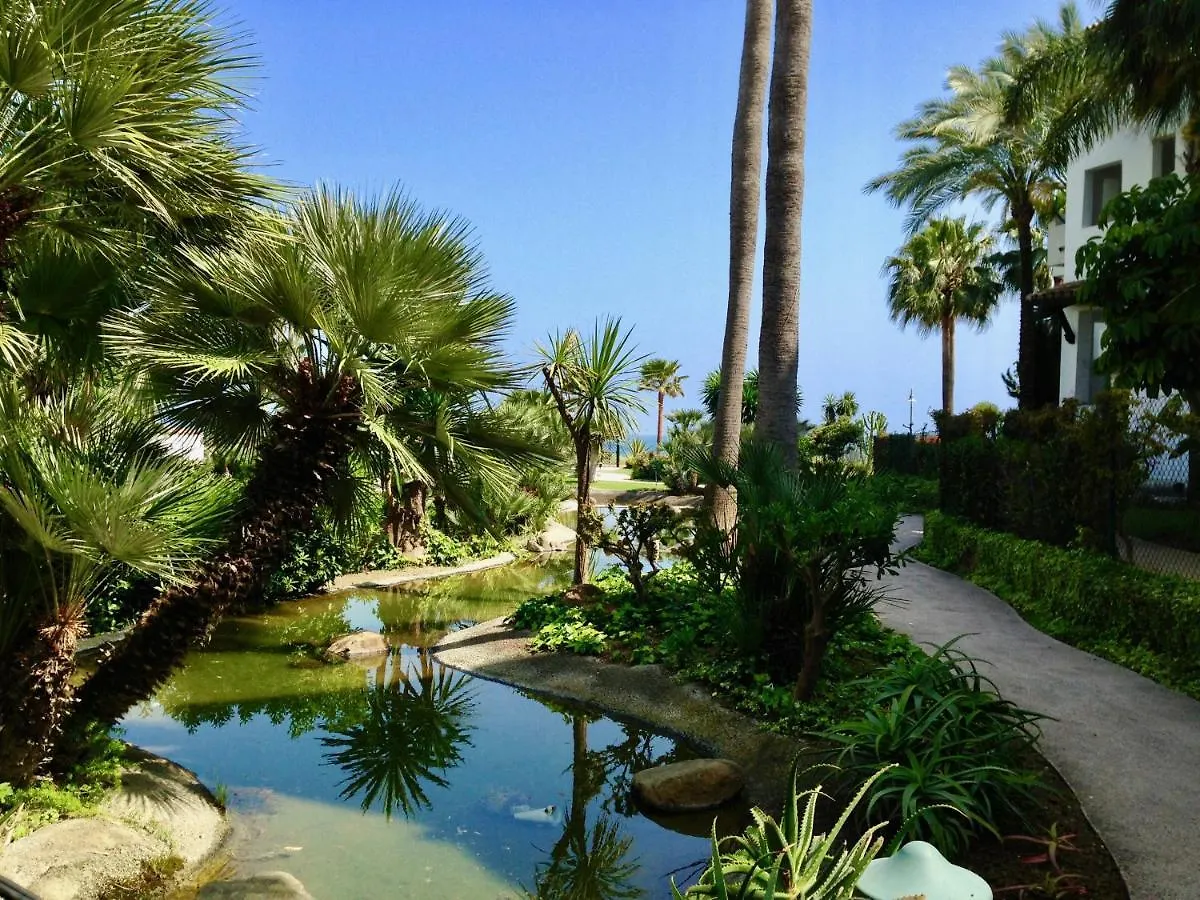Exceptional Beachfront Complex With Pool In Costalita, Estepona 0*,
